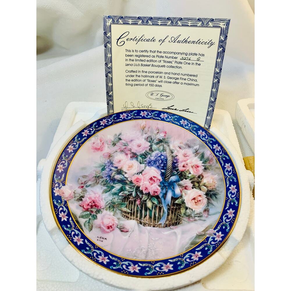 Lena Liu Collector Plate “Roses”